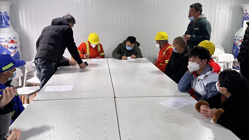 教材的编写质量直接影响到学习效果。选择教材时，可以参考以下标准：