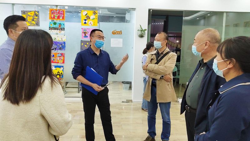 以下是一些广州地区知名的电工培训学校，供大家参考：