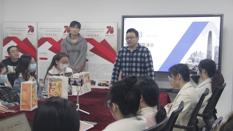 广州市教育考试院报考电话：020-12320